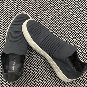 Madden Girl Slip-on Sneaker Gray EUC